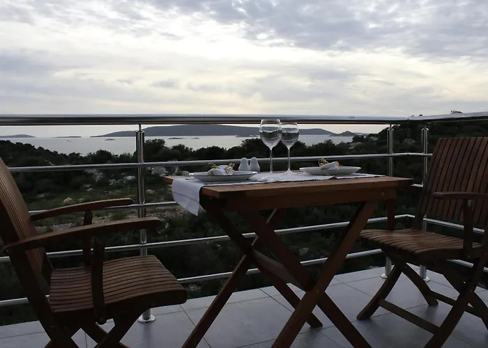 Cipra Apartments